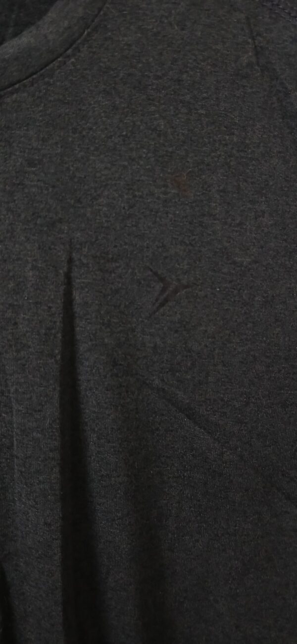 original men's old navy brand (active wear round neck t shirt) - Image 3