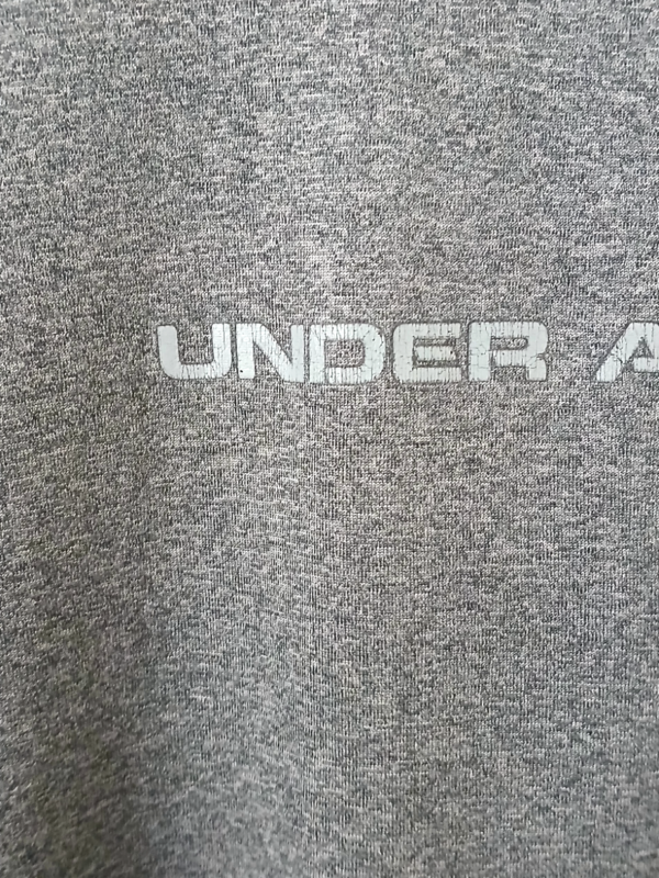 original men’s under armor brand (heat gear round neck t shirt)