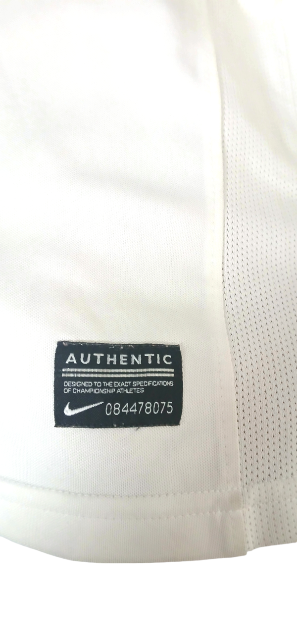 original men's Nike brand (drift embroided logo round neck  t shirt) - Image 4