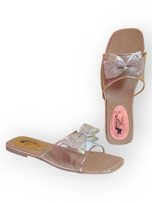 GOLDEN BOO FLAT CHAPPAL
