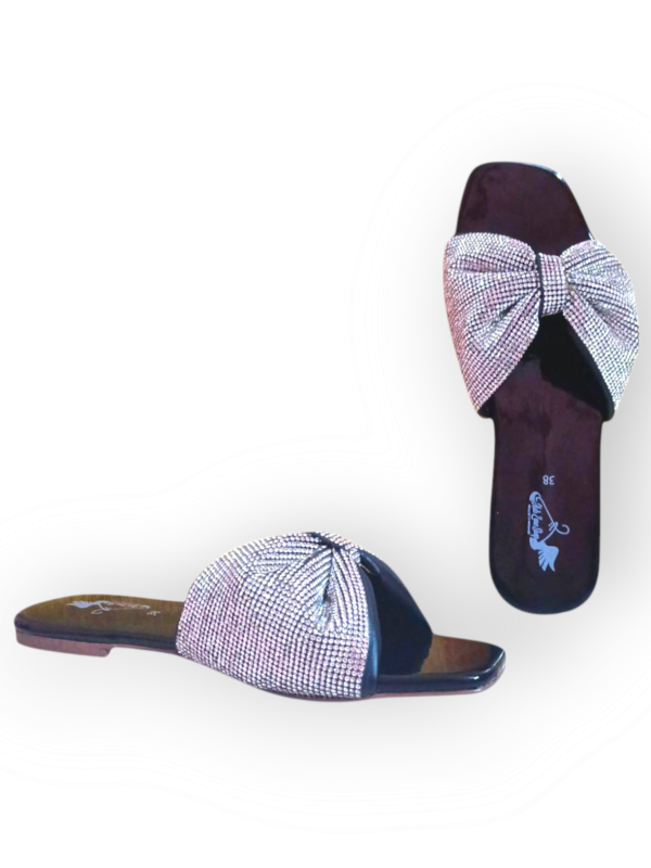 BLACK SILVER BOO PATIN