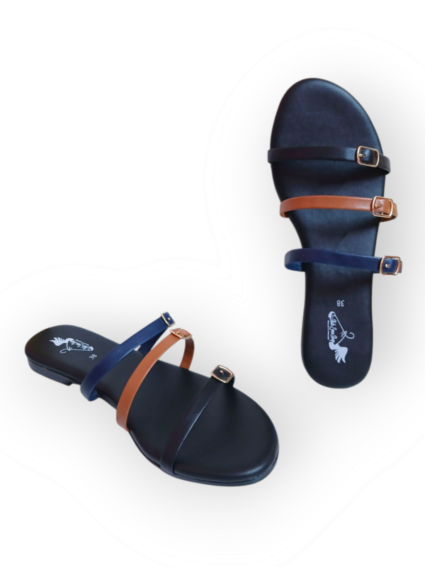 THREE STRIPS FLAT CHAPPAL