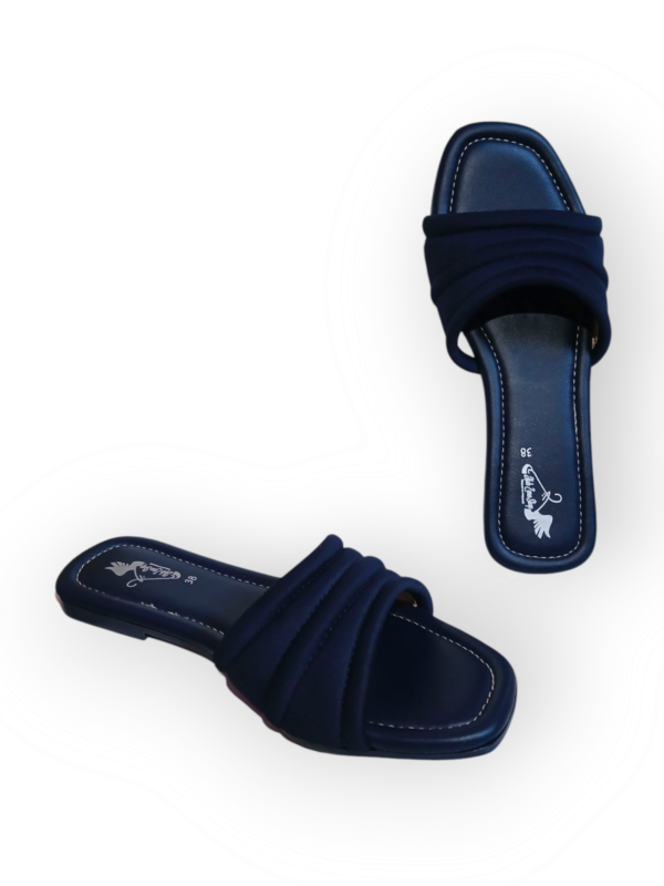 BLUE FLAT CHAPPAL