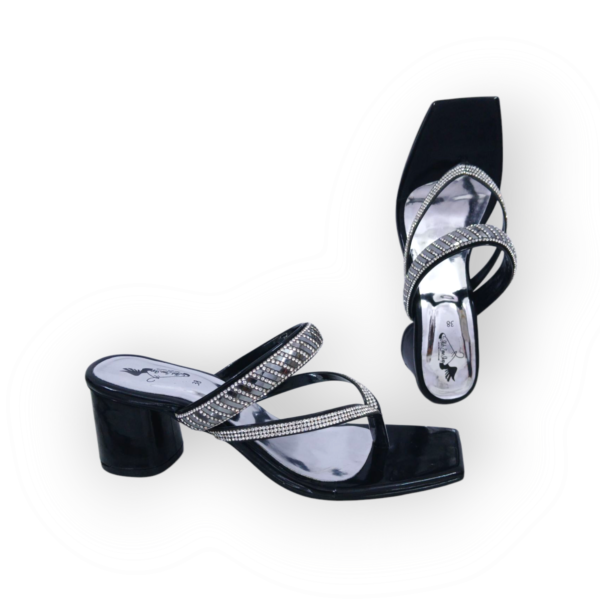 BLACK SILVER PATIN HEEL