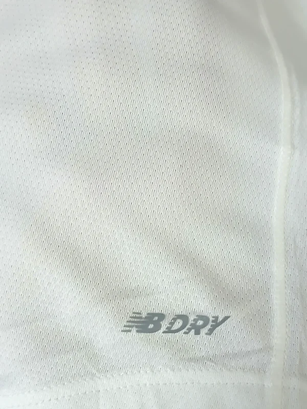 Original New Balance women t-shirt - Image 4